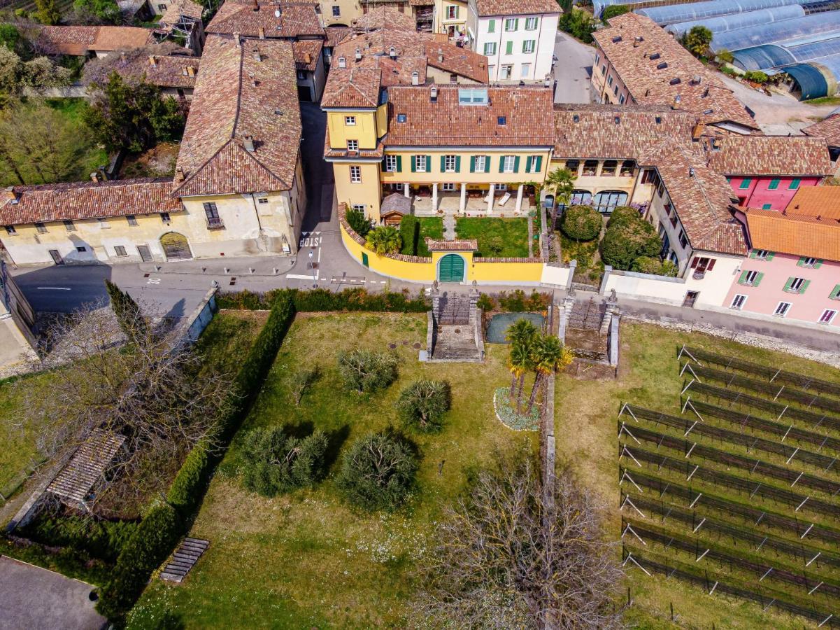Castello Di Brusata Apartment By Quokka 360 - Romantic Flat With Pool Mendrisio Exterior photo
