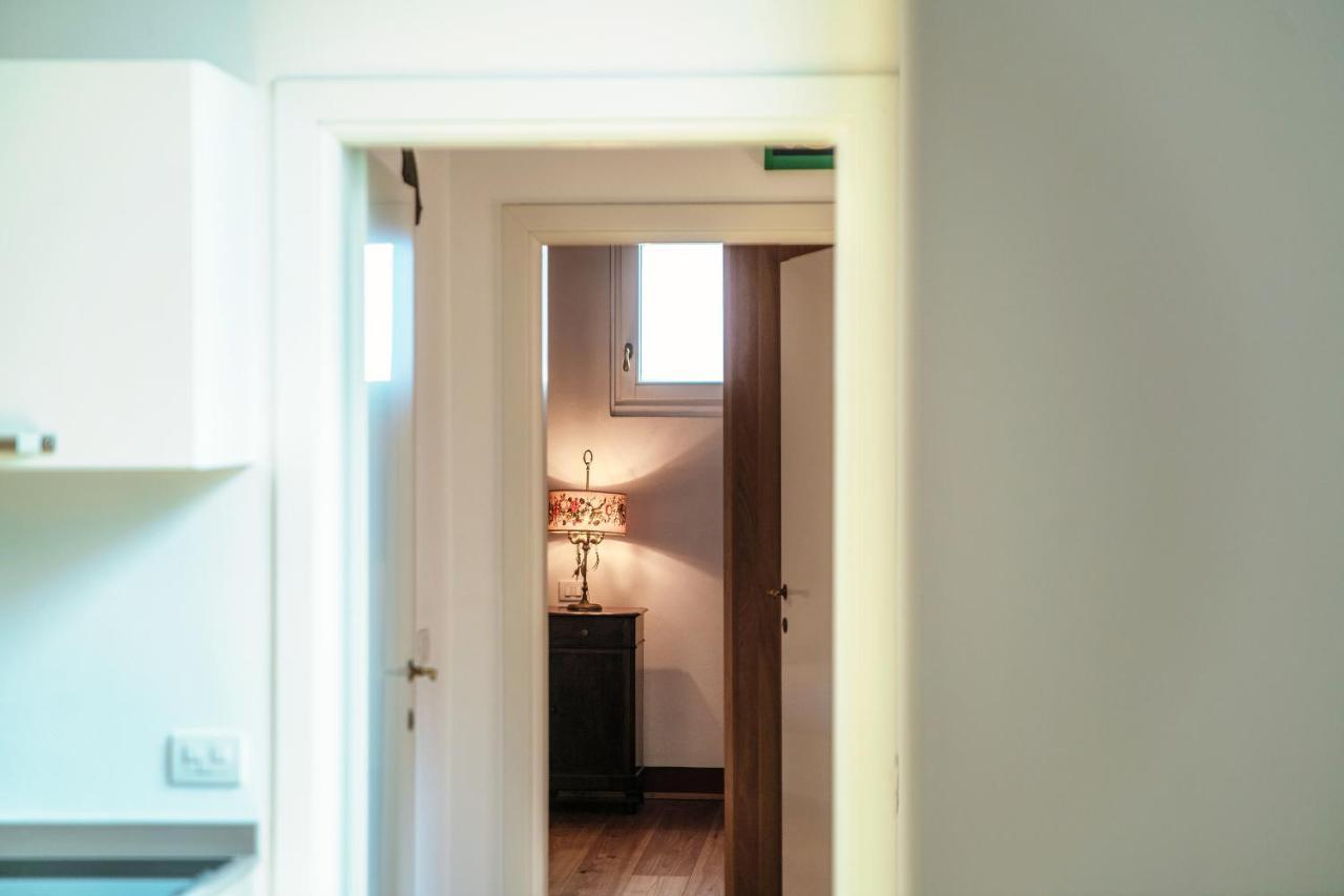 Castello Di Brusata Apartment By Quokka 360 - Romantic Flat With Pool Mendrisio Exterior photo